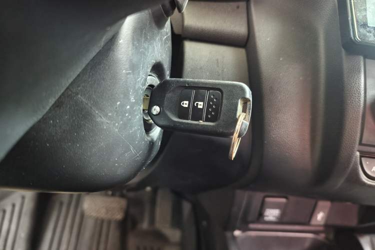 Used Honda Fit 2018 1.5L CVT Comfort Sunroof Version Vehicle Key