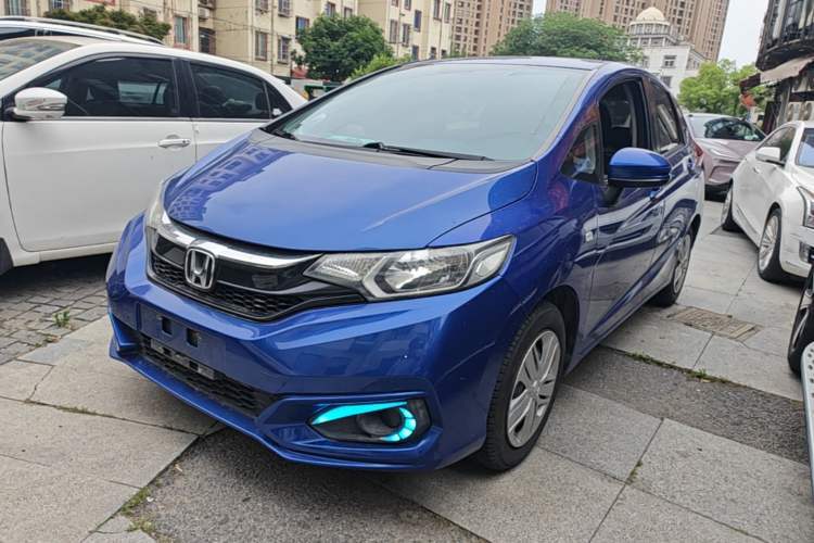 Used Honda Fit 2018 1.5L CVT Comfort Version Guazi used car, China used car export, Used car for sale, Used  cars, Cheapest cars for sale