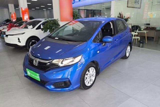 Used Honda Fit 2018 1.5L CVT Comfort Sunroof Version