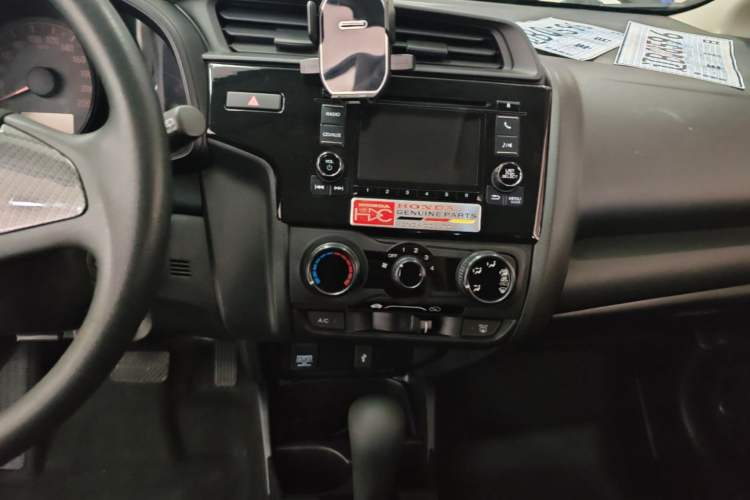 Used Honda Fit 2018 1.5L CVT Comfort Version Audio And AC Panel