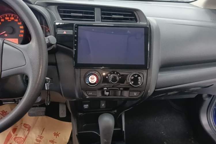 Used Honda Fit 2018 1.5L CVT Comfort Version Audio And AC Panel