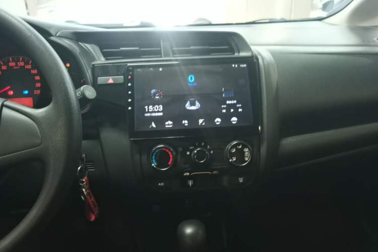 Used Honda Fit 2018 1.5L CVT Comfort Sunroof Version Audio And AC Panel
