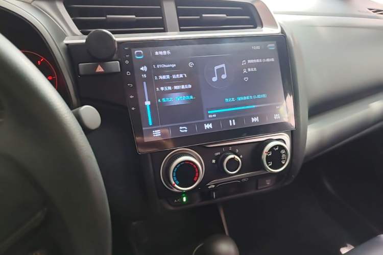 Used Honda Fit 2018 1.5L CVT Trendy Sports Edition Audio And AC Panel