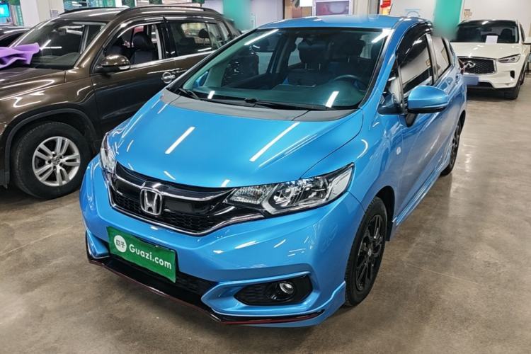 Used Honda Fit 2018 1.5L CVT Trendy Sports Edition Guazi used car, China used car export, Used car for sale, Used  cars, Cheapest cars for sale