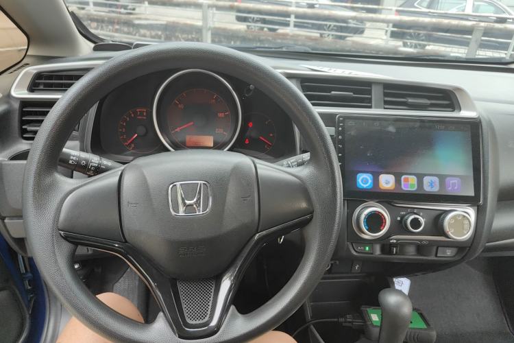 Used Honda Fit 2018 1.5L CVT Trendy Sports Edition Center Console