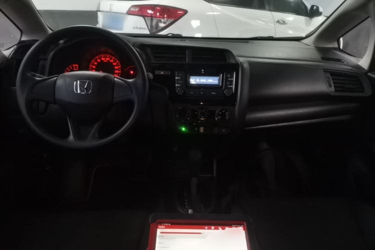Used Honda Fit 2018 1.5L CVT Comfort Version Center Console