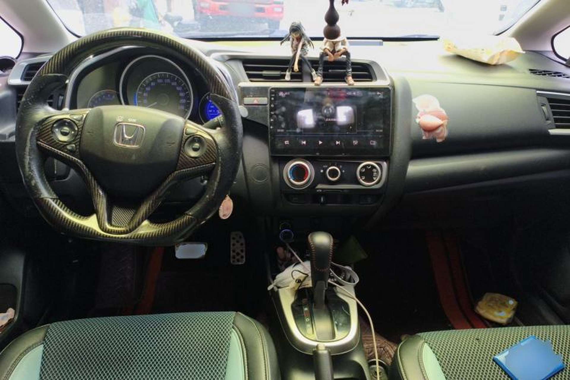 Used Honda Fit 2018 1.5L CVT Trendy Run+ Edition Center Console