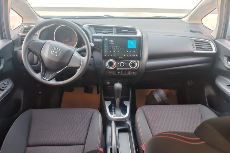 Used Honda Fit 2018 1.5L CVT Trendy Sports Edition Center Console