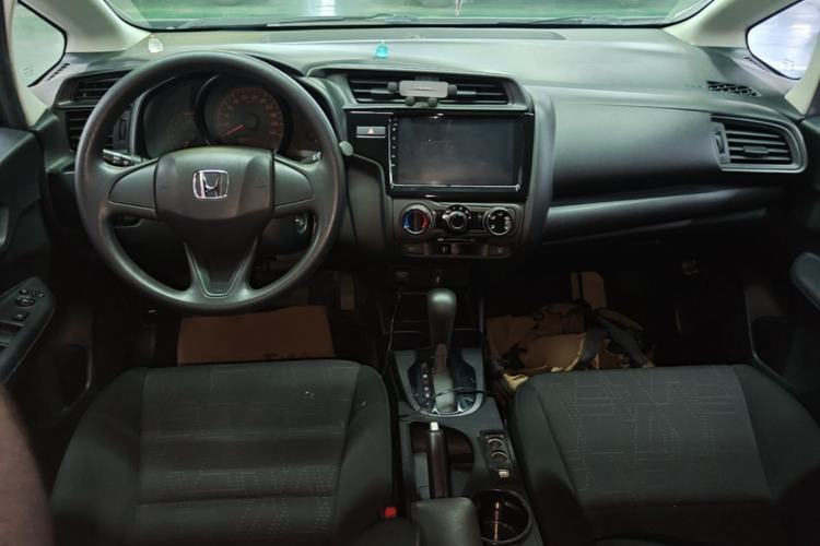 Used Honda Fit 2018 1.5L CVT Comfort Sunroof Version Center Console