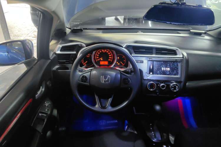 Used Honda Fit 2018 1.5L CVT Comfort Version Center Console