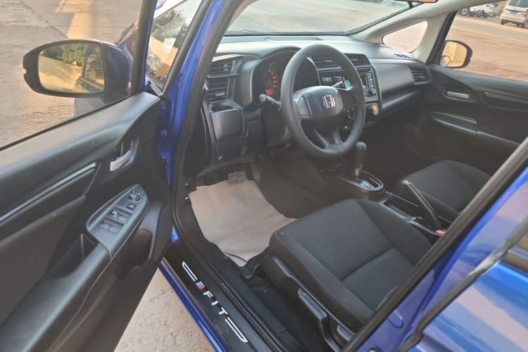 Used Honda Fit 2018 1.5L CVT Comfort Version Driver Seat