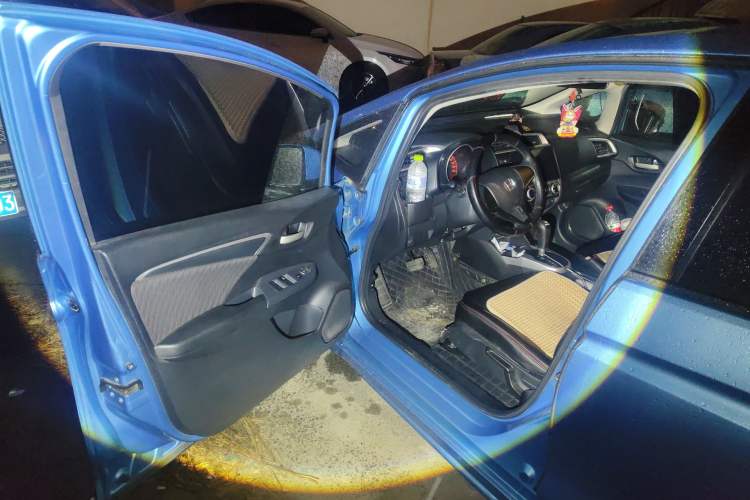 Used Honda Fit 2018 1.5L CVT Trendy Sports Edition Driver Seat
