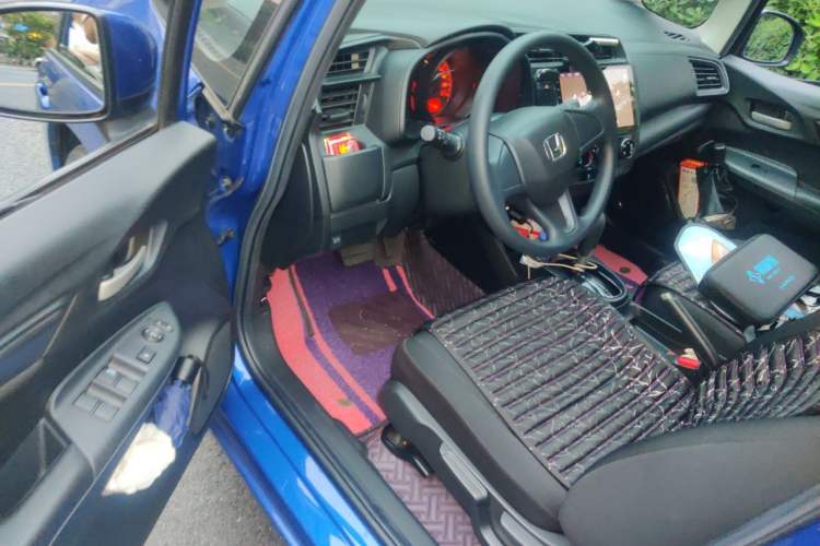 Used Honda Fit 2018 1.5L CVT Comfort Version Driver Seat