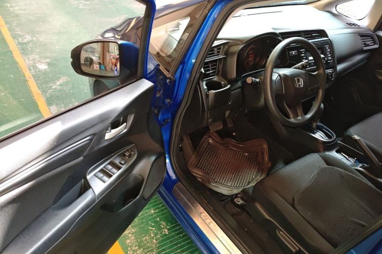 Used Honda Fit 2018 1.5L CVT Comfort Version Driver Seat