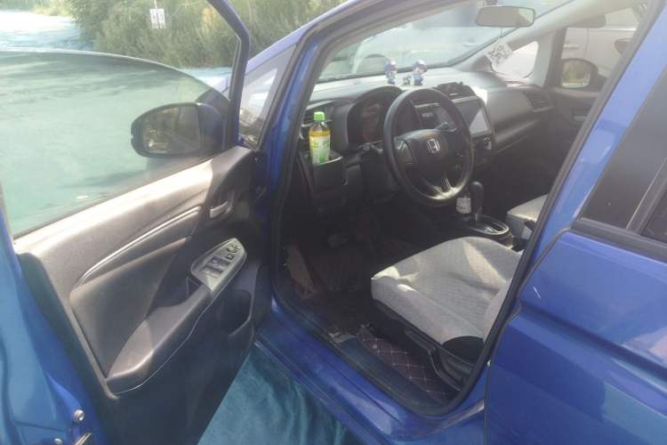 Used Honda Fit 2018 1.5L CVT Comfort Version Driver Seat