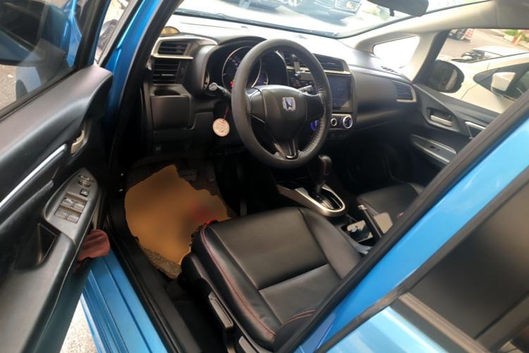 Used Honda Fit 2018 1.5L CVT Trendy Run+ Edition Driver Seat