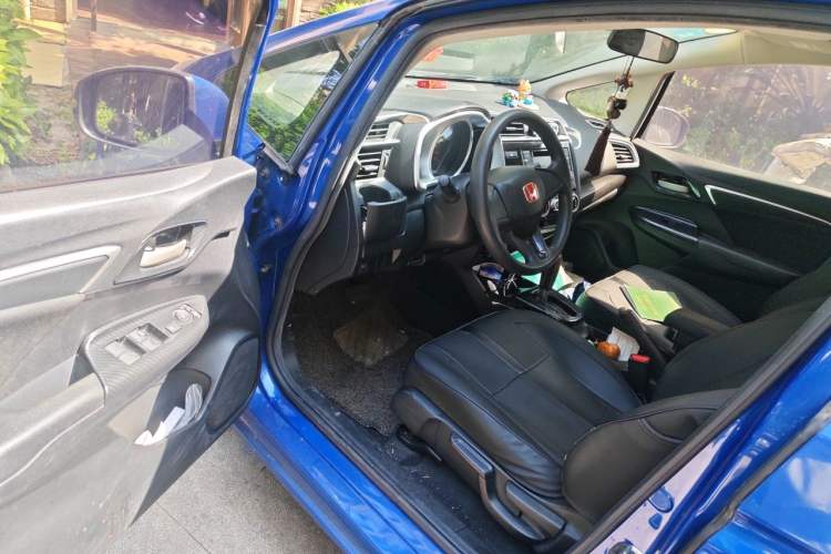 Used Honda Fit 2018 1.5L CVT Comfort Sunroof Version Driver Seat