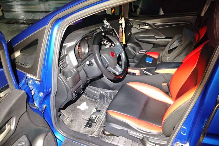Used Honda Fit 2018 1.5L CVT Comfort Sunroof Version Driver Seat