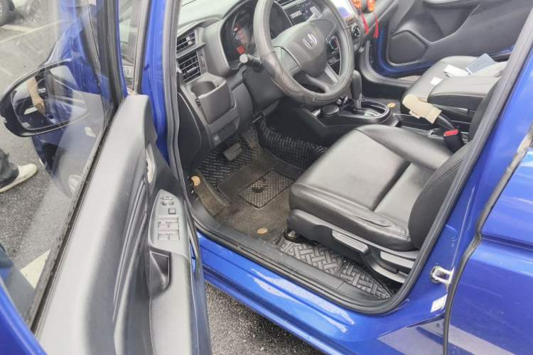Used Honda Fit 2018 1.5L CVT Comfort Version Driver Seat