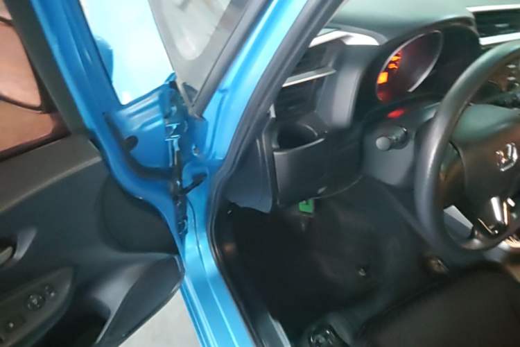 Used Honda Fit 2018 1.5L CVT Trendy Sports Edition Driver Seat