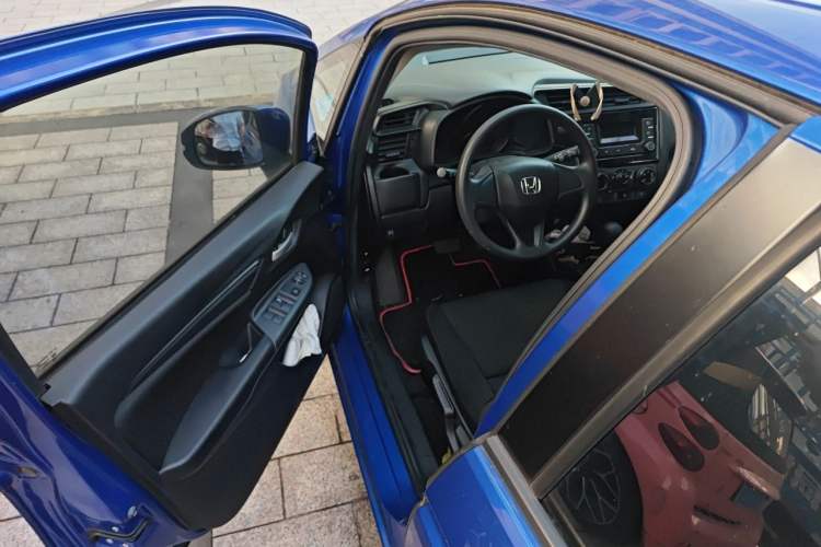 Used Honda Fit 2018 1.5L CVT Comfort Version Driver Seat