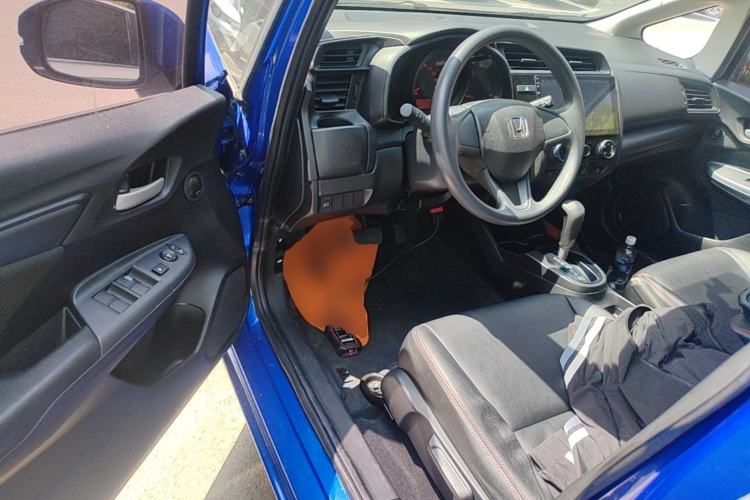 Used Honda Fit 2018 1.5L CVT Comfort Sunroof Version Driver Seat