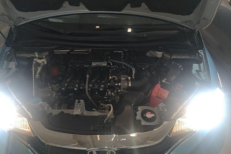 Used Honda Fit 2018 1.5L CVT Trendy Run+ Edition Engine Bay