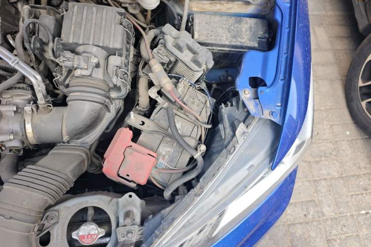 Used Honda Fit 2018 1.5L Manual Comfort Version Engine Bay Left