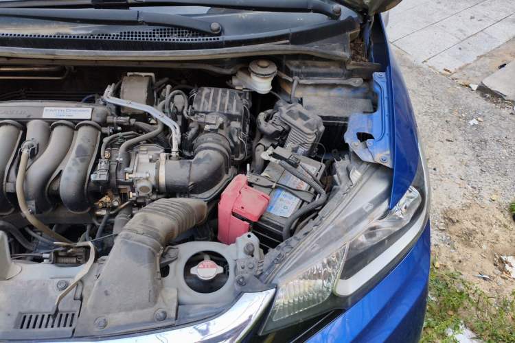 Used Honda Fit 2018 1.5L CVT Comfort Version Engine Bay Left