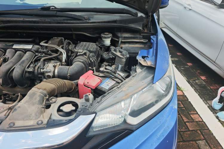 Used Honda Fit 2018 1.5L CVT Comfort Version Engine Bay Left