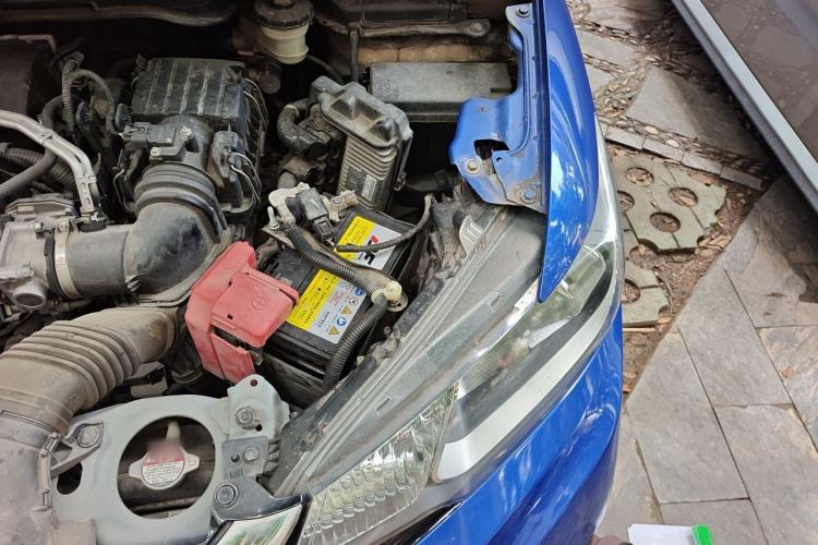 Used Honda Fit 2018 1.5L CVT Comfort Sunroof Version Engine Bay Left