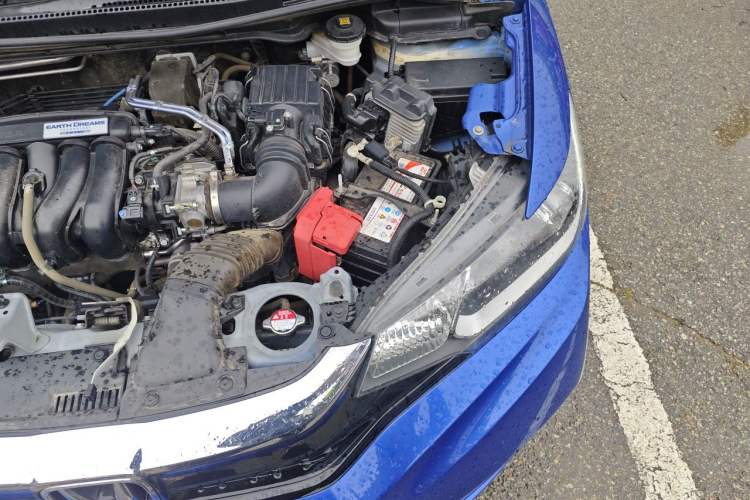 Used Honda Fit 2018 1.5L CVT Comfort Sunroof Version Engine Bay Left