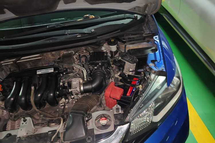 Used Honda Fit 2018 1.5L CVT Comfort Version Engine Bay Left
