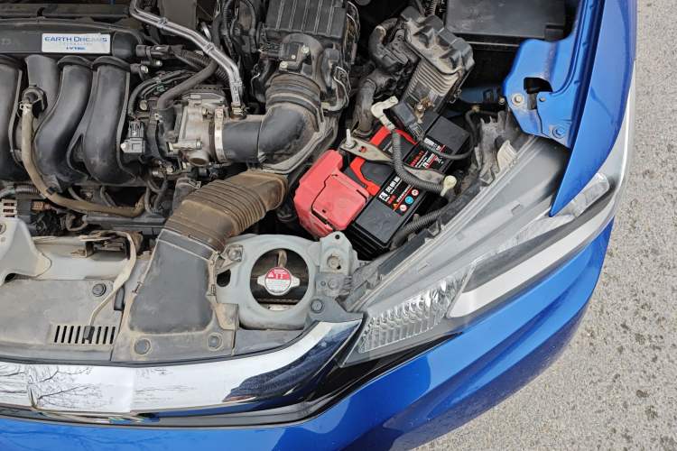 Used Honda Fit 2018 1.5L Manual Comfort Version Engine Bay Left