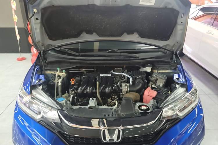 Used Honda Fit 2018 1.5L CVT Comfort Version Engine Bay