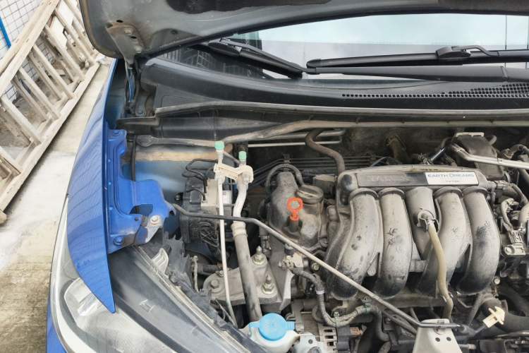Used Honda Fit 2018 1.5L CVT Comfort Sunroof Version Engine Bay Right