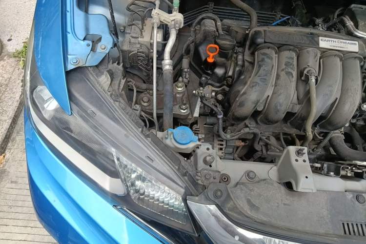 Used Honda Fit 2018 1.5L CVT Trendy Sports Edition Engine Bay Right