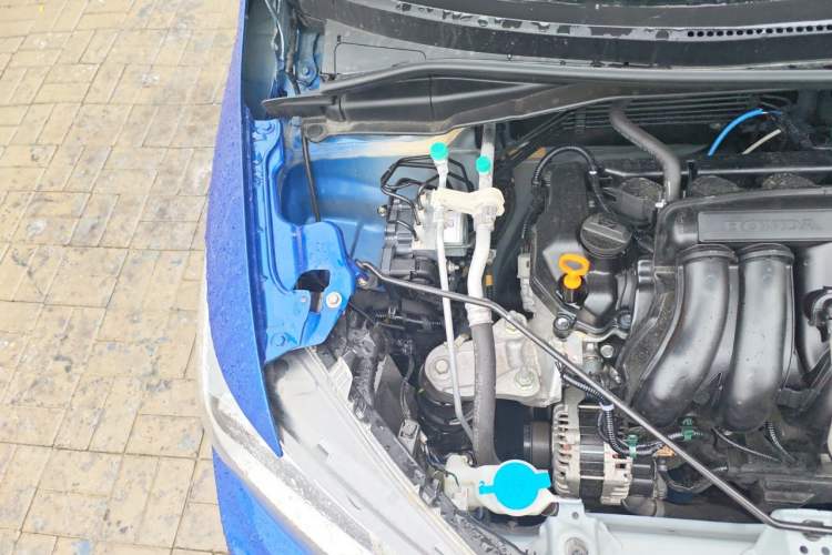 Used Honda Fit 2018 1.5L CVT Trendy Run+ Edition Engine Bay Right