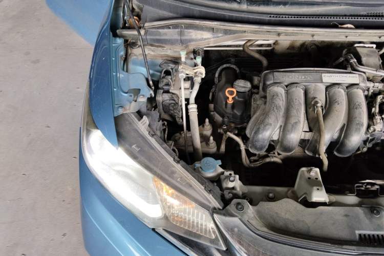 Used Honda Fit 2018 1.5L CVT Trendy Run+ Edition Engine Bay Right