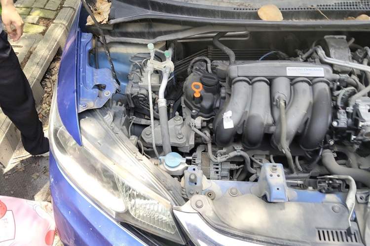 Used Honda Fit 2018 1.5L CVT Comfort Version Engine Bay Right