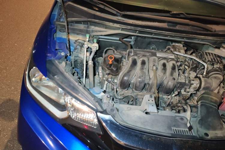 Used Honda Fit 2018 1.5L CVT Comfort Version Engine Bay Right