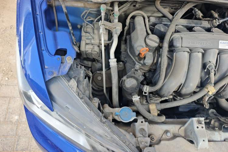 Used Honda Fit 2018 1.5L Manual Comfort Version Engine Bay Right