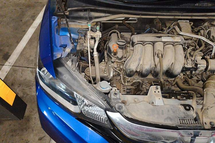 Used Honda Fit 2018 1.5L CVT Comfort Version Engine Bay Right