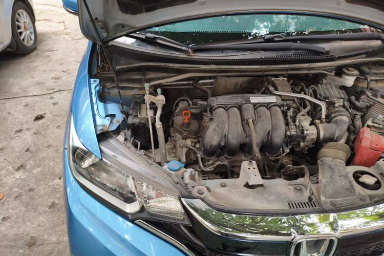 Used Honda Fit 2018 1.5L CVT Trendy Run+ Edition Engine Bay Right