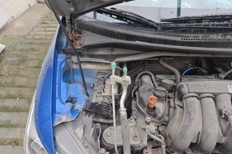 Used Honda Fit 2018 1.5L CVT Comfort Version Engine Bay Right