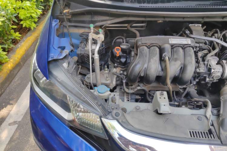 Used Honda Fit 2018 1.5L CVT Comfort Version Engine Bay Right