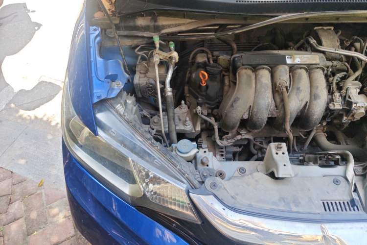 Used Honda Fit 2018 1.5L CVT Comfort Sunroof Version Engine Bay Right
