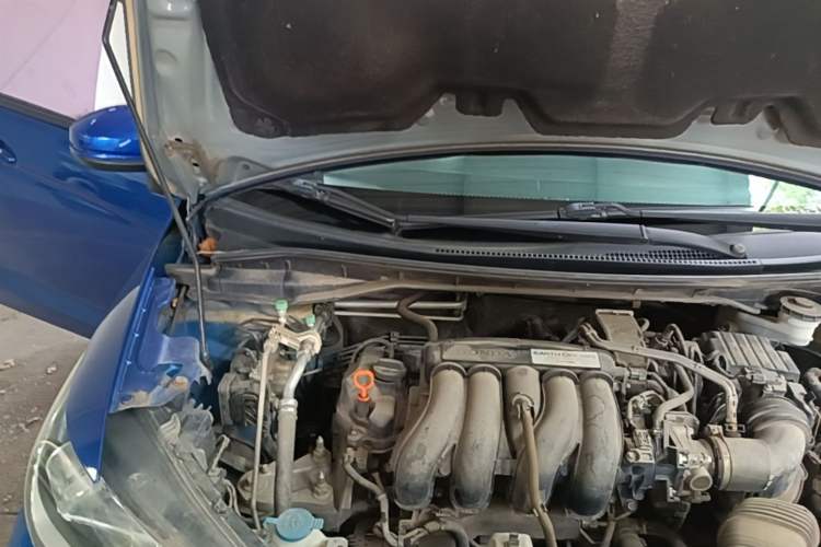Used Honda Fit 2018 1.5L CVT Comfort Version Engine Bay Right