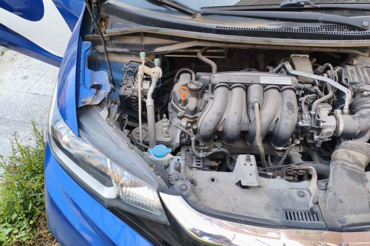Used Honda Fit 2018 1.5L CVT Comfort Version Engine Bay Right