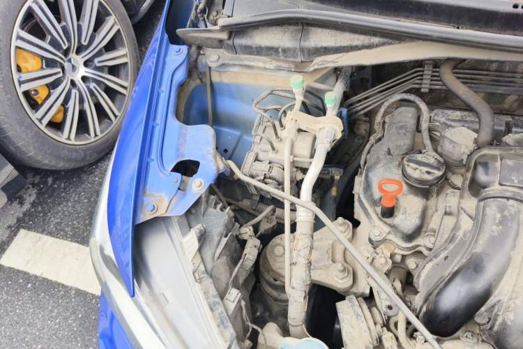 Used Honda Fit 2018 1.5L CVT Comfort Version Engine Bay Right